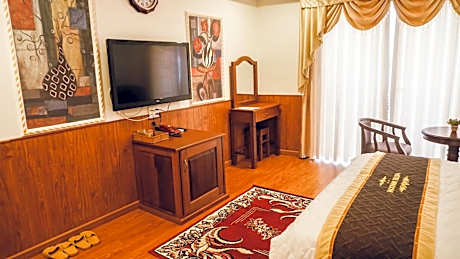 Deluxe Quadruple Room