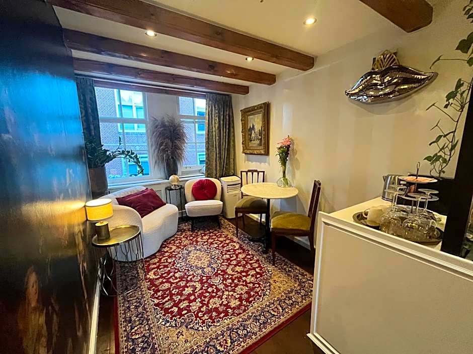 The Enlightened House Luxury Suites