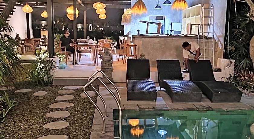 Sujiwa Ubud Hotel & Villa