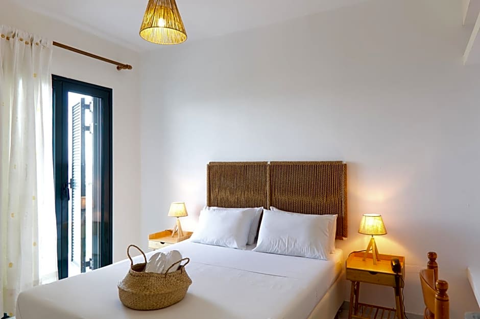 Koukounari Apartments