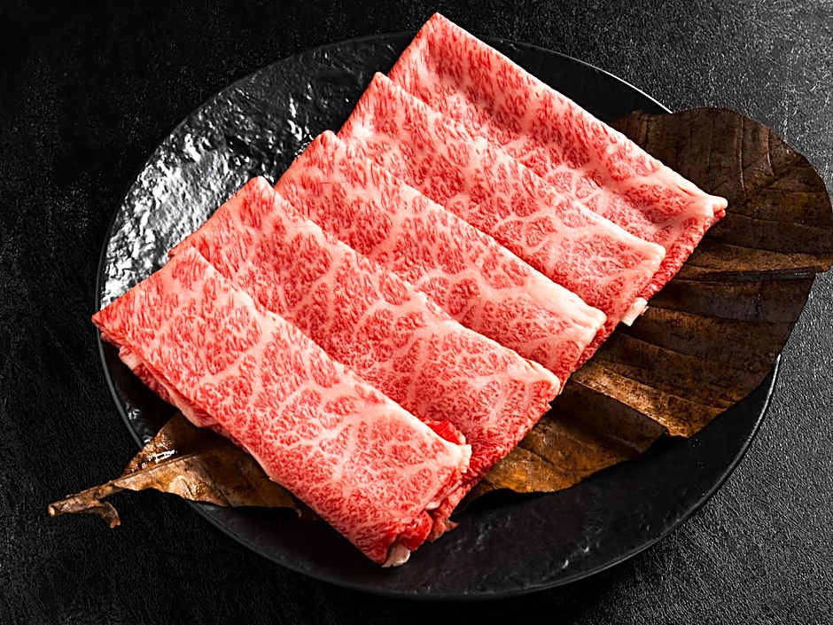 Hotel Shigira Mirage Beach Front