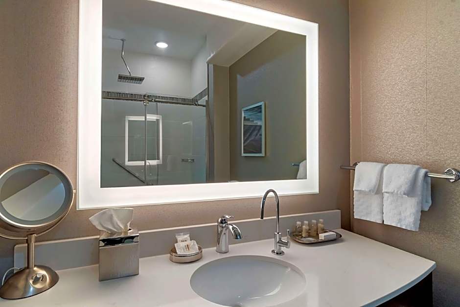 Best Western Premier Liberty Inn & Suites