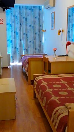 Twin Room with Private Bathroom