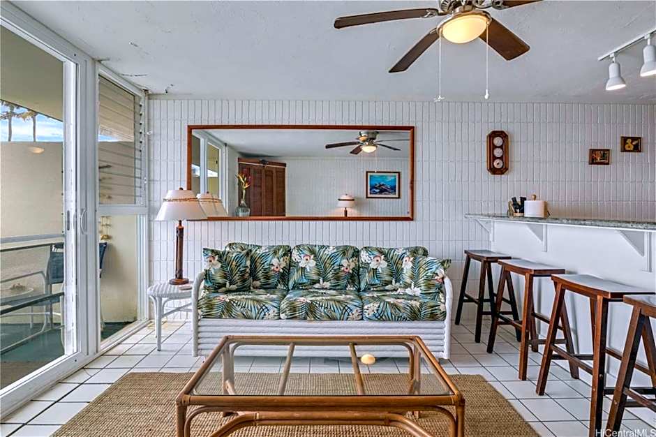 Stunning Ocean Views Condos in Oahu at Punaluu
