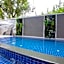 Golden Paradise Hotel