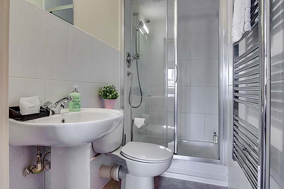 Mica Point City Centre Apartment