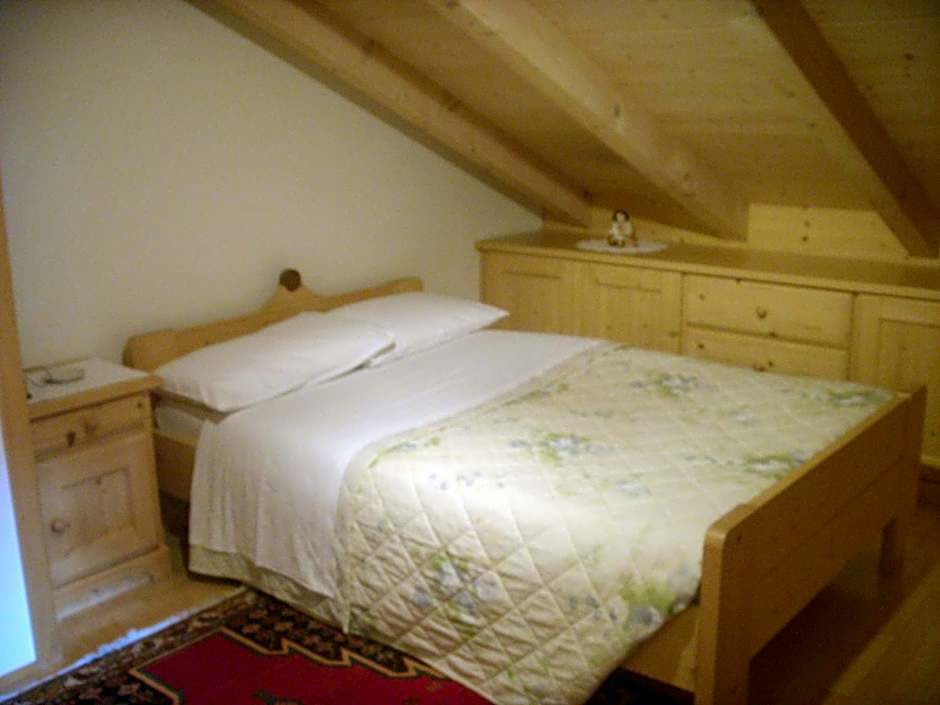 Albergo Garni' Laura