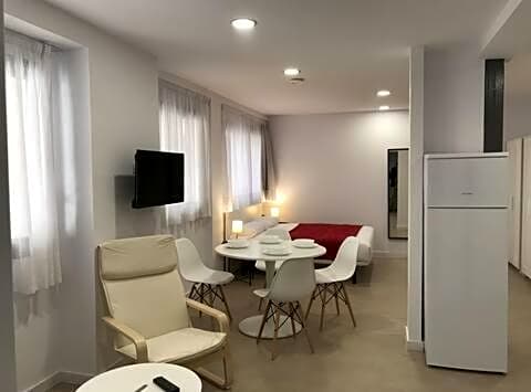 Bet Apartments - Reig