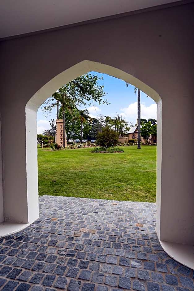 Seahorse Inn Hotel & Villas