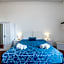 Blanco Rooms