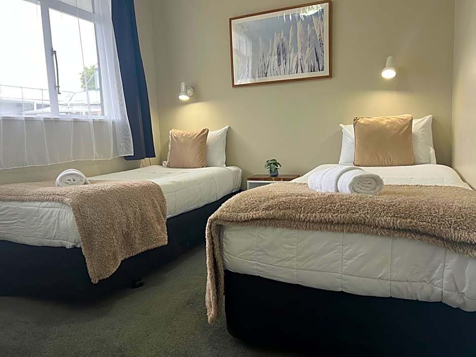 High Street Living Motel