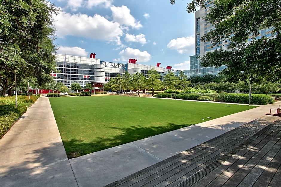 Holiday Inn Express Hotel & Suites Houston-Downtown Convention Center By IHG