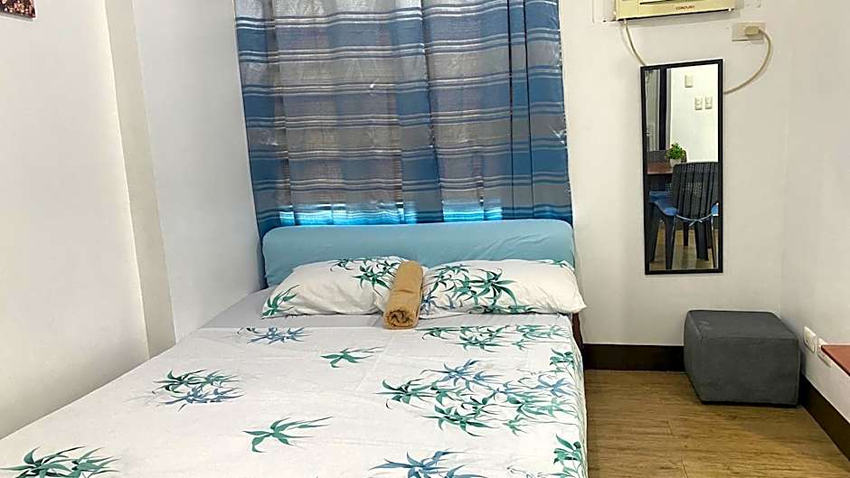 Staycation budget room