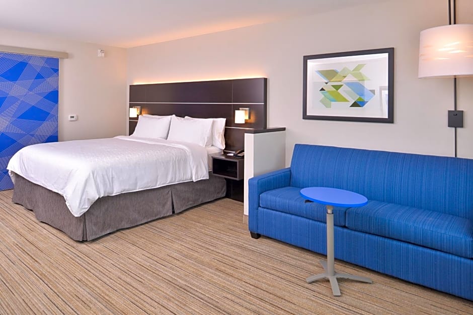 Holiday Inn Express And Suites Olathe West By IHG