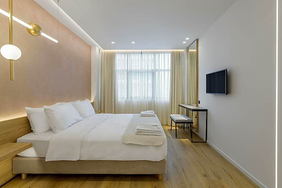 Acropolis Magenta Luxury Suites