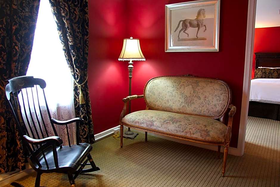 Morris House Hotel - Bed And Breakfast