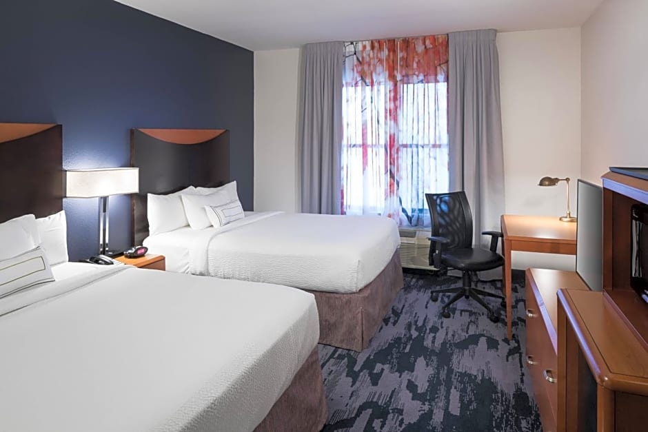 Fairfield Inn Suites by Marriott Orlando At SeaWorld