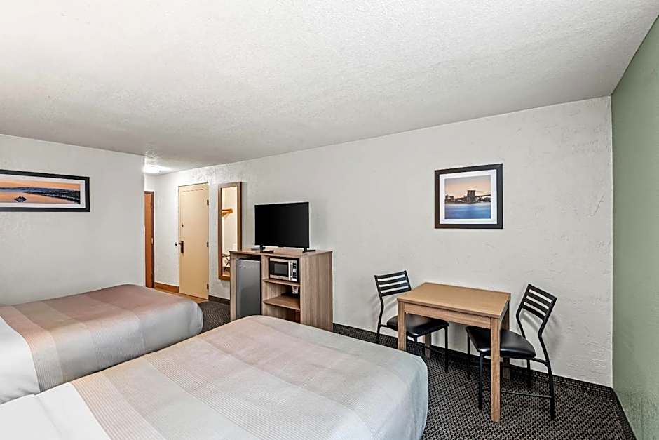 Quality Inn West Des Moines - Clive
