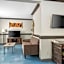 Caliente Tropics Hotel