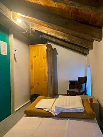 Single Room with Shared Bathroom