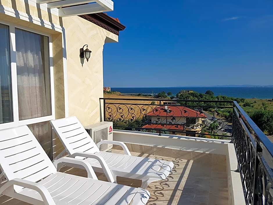 семеен хотел Прованс Ахелой