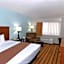 Rock Island Inn & Suites Marshalltown