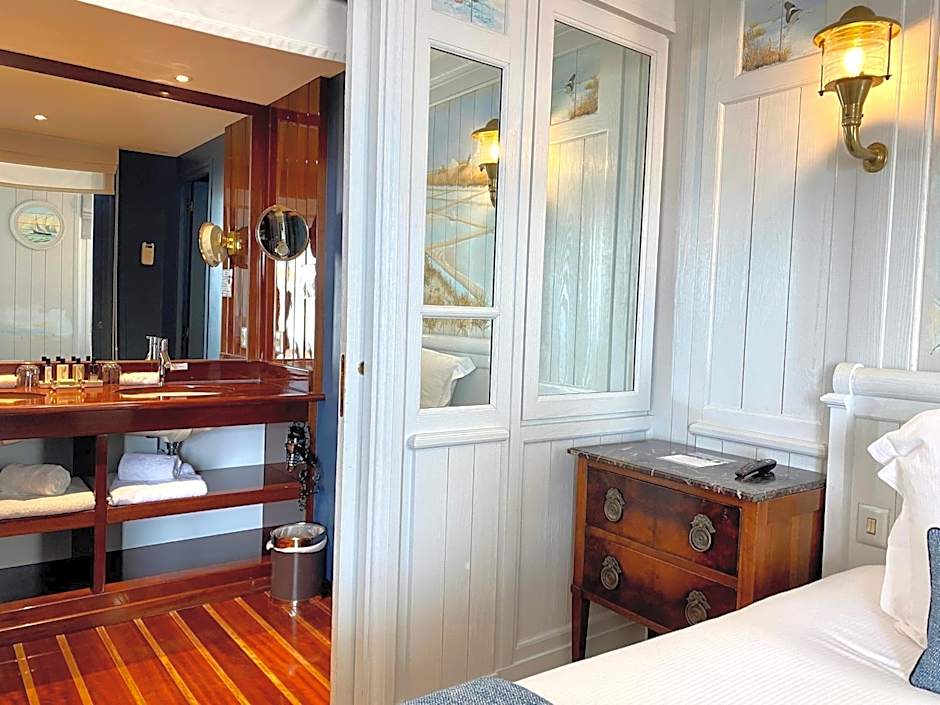 HR Hôtel-Restaurant & Spa Marin