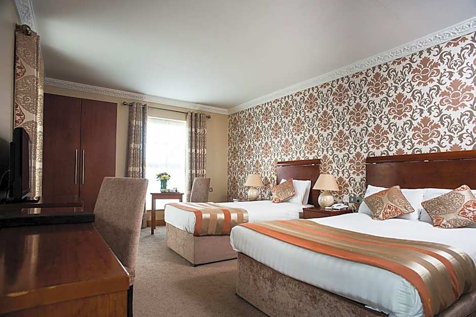 Holyrood Hotel - Leisure Centre & The Spa at Orchids