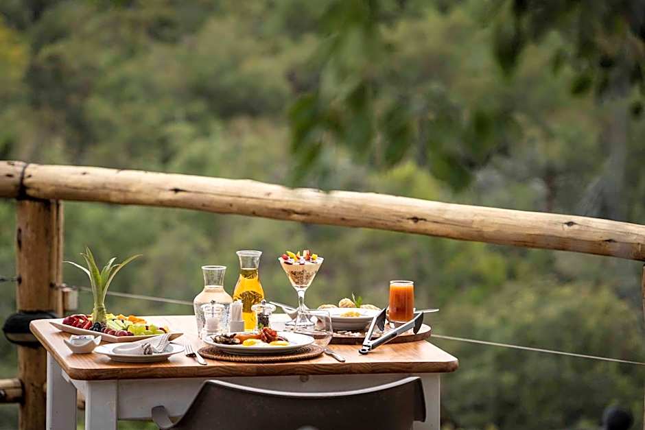 Tshwene Lodge