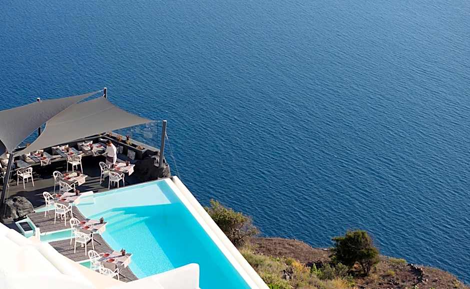 Infinity Suites & Dana Villas