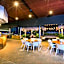 Nightcap at Kawana Waters Hotel