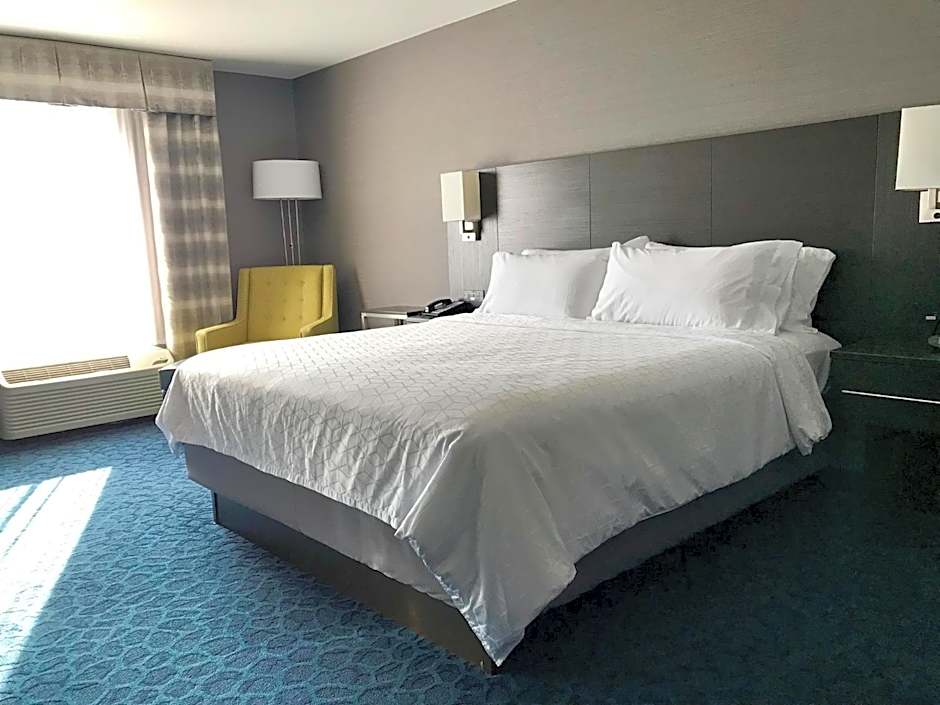 Holiday Inn Express & Suites Sidney By IHG