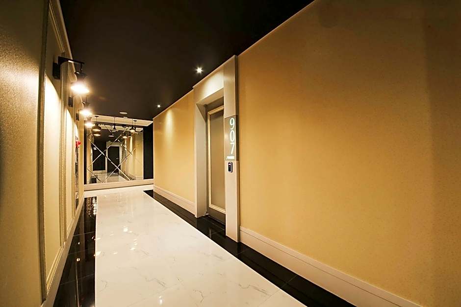 Hwaseong (Hyangnam) elga tourist hotel