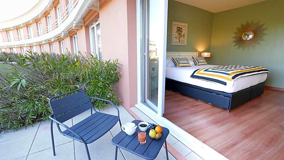 Hotel Mount Venturi - Aix-En-Provence Sainte-Victoire - Bar & Restaurant & Padel