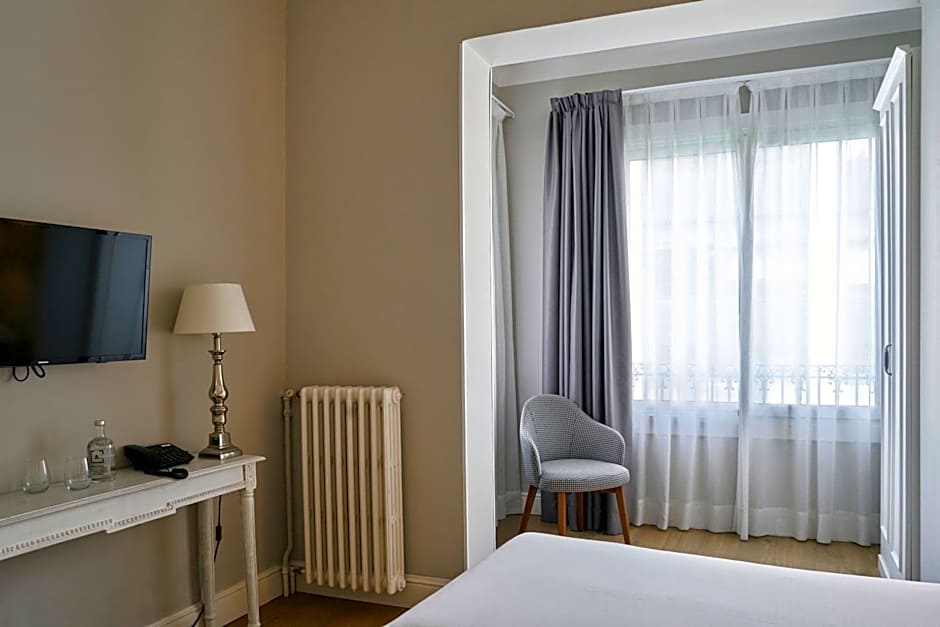 Mesón Castilla Atiram Hotels