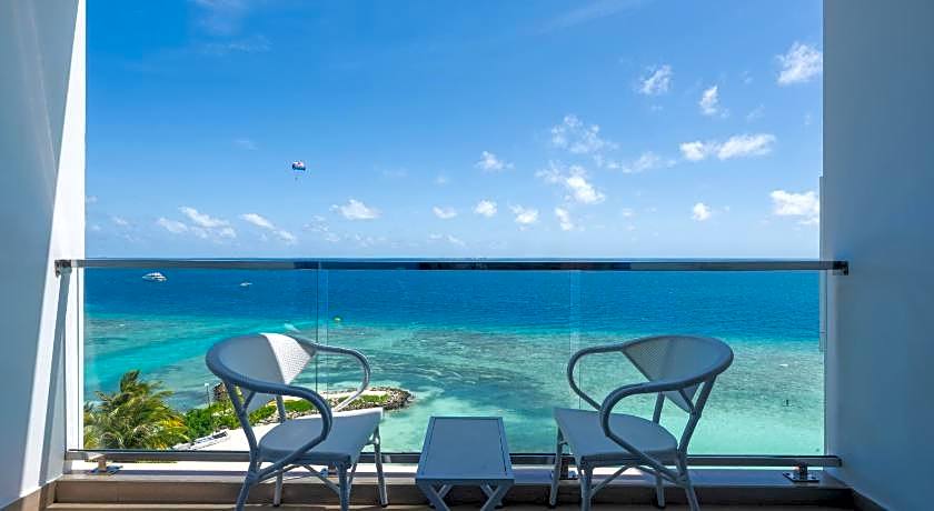 Kaani Palm Beach at Maafushi