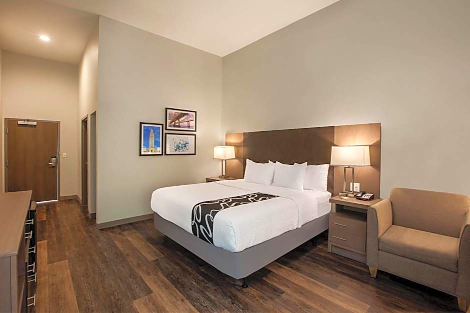 La Quinta Inn & Suites by Wyndham Lafayette Oil Center