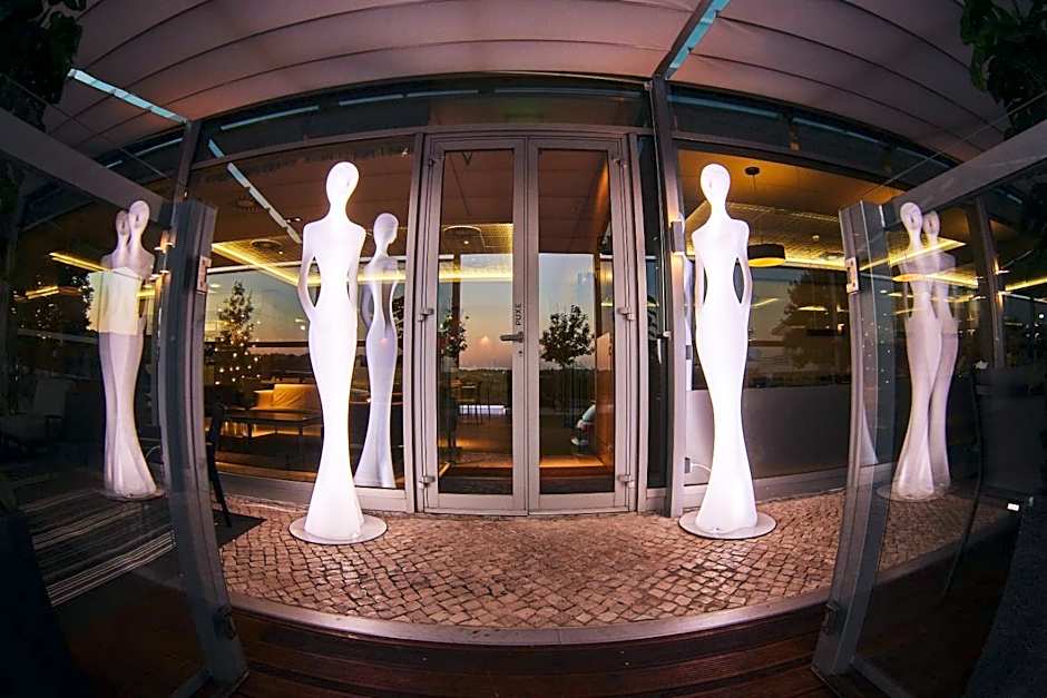 Mercure Lisboa Almada