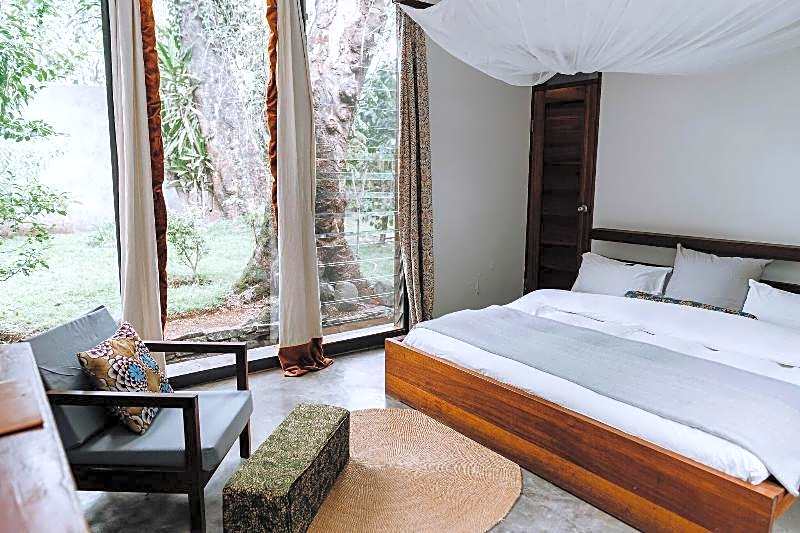 Kaliwa Lodge