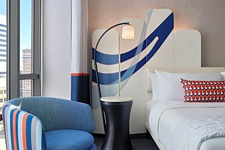 Suite, 1 King, Sofa bed