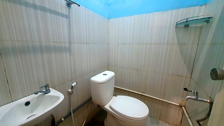 RedDoorz Syariah @ Demasto Homestay Jember