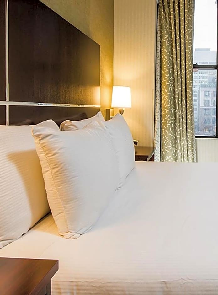The Hotel At Times Square