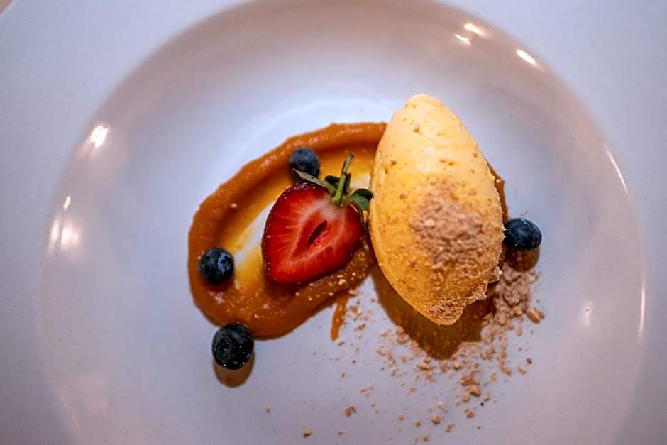 Montusi Mountain Lodge