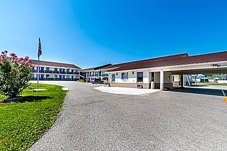 Motel 6-Charles Town, WV
