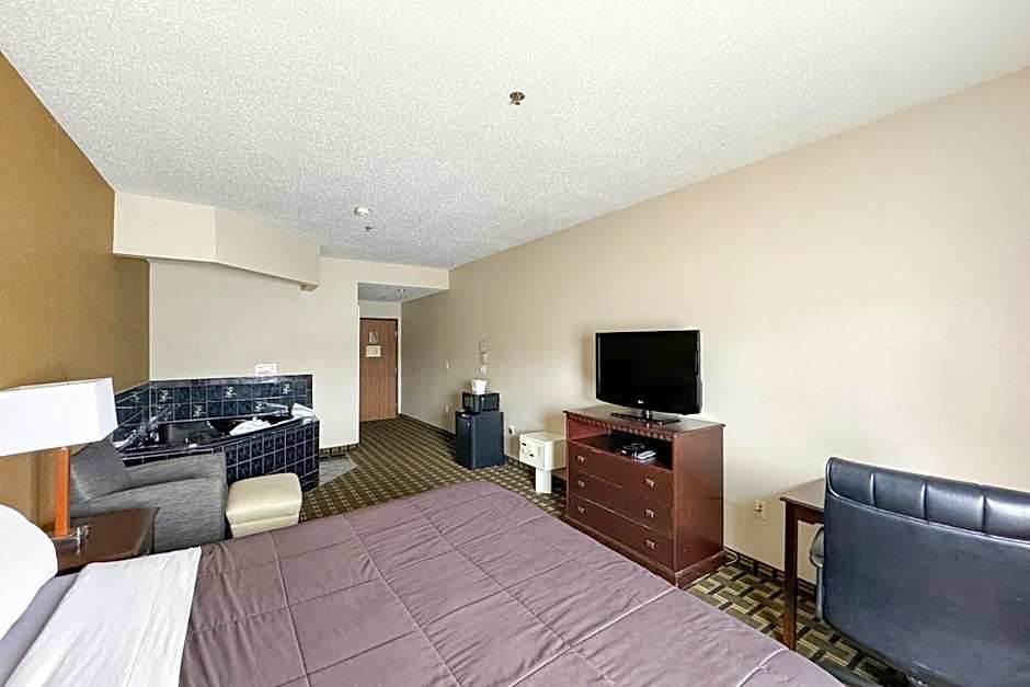 FairBridge Inn & Suites Batavia-Darien Amusement Park