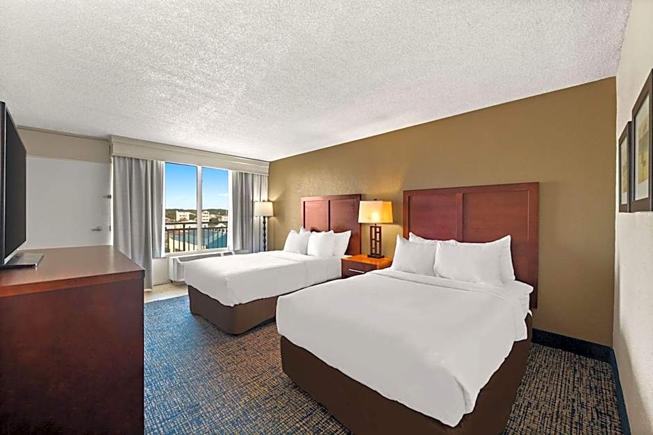 Comfort Inn On The Ocean