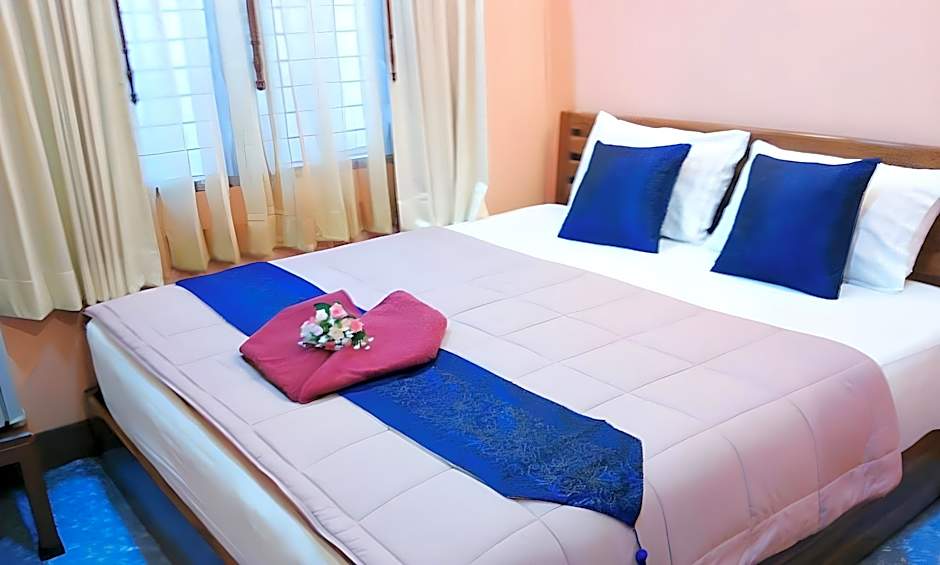 Tara Raft Kanchanaburi Guest House