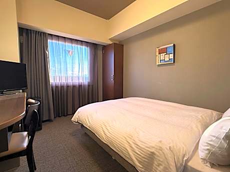 Double Room with Small Double Bed - Non-Smoking