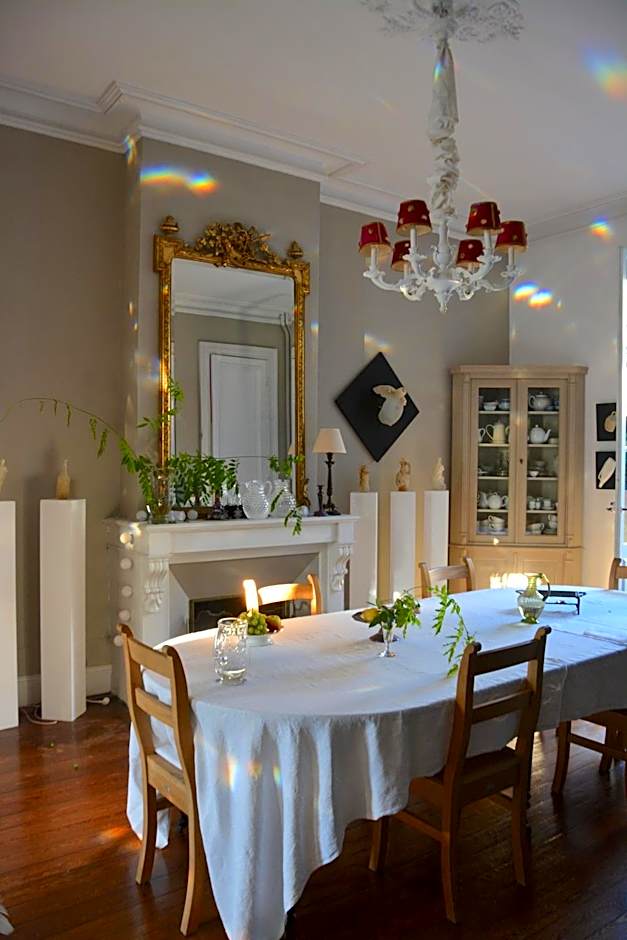 la maison, chambre d'hôtes de charme et atelier d'artiste, Libourne saint Emilion