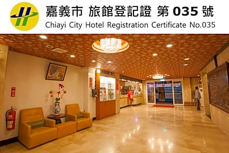 Chiayi Crown Hotel